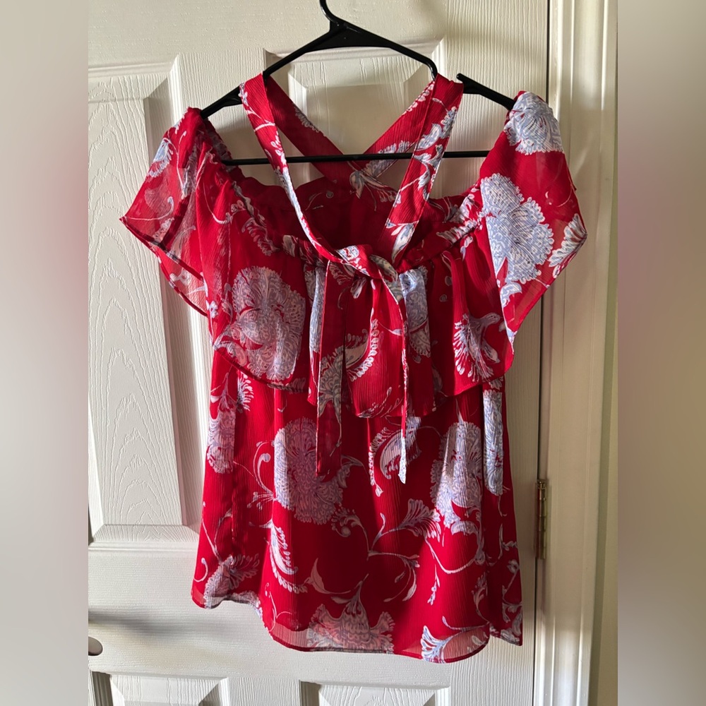 Tommy Hilfiger flowy casual top size S/P